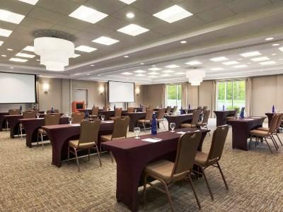 Hilton Garden