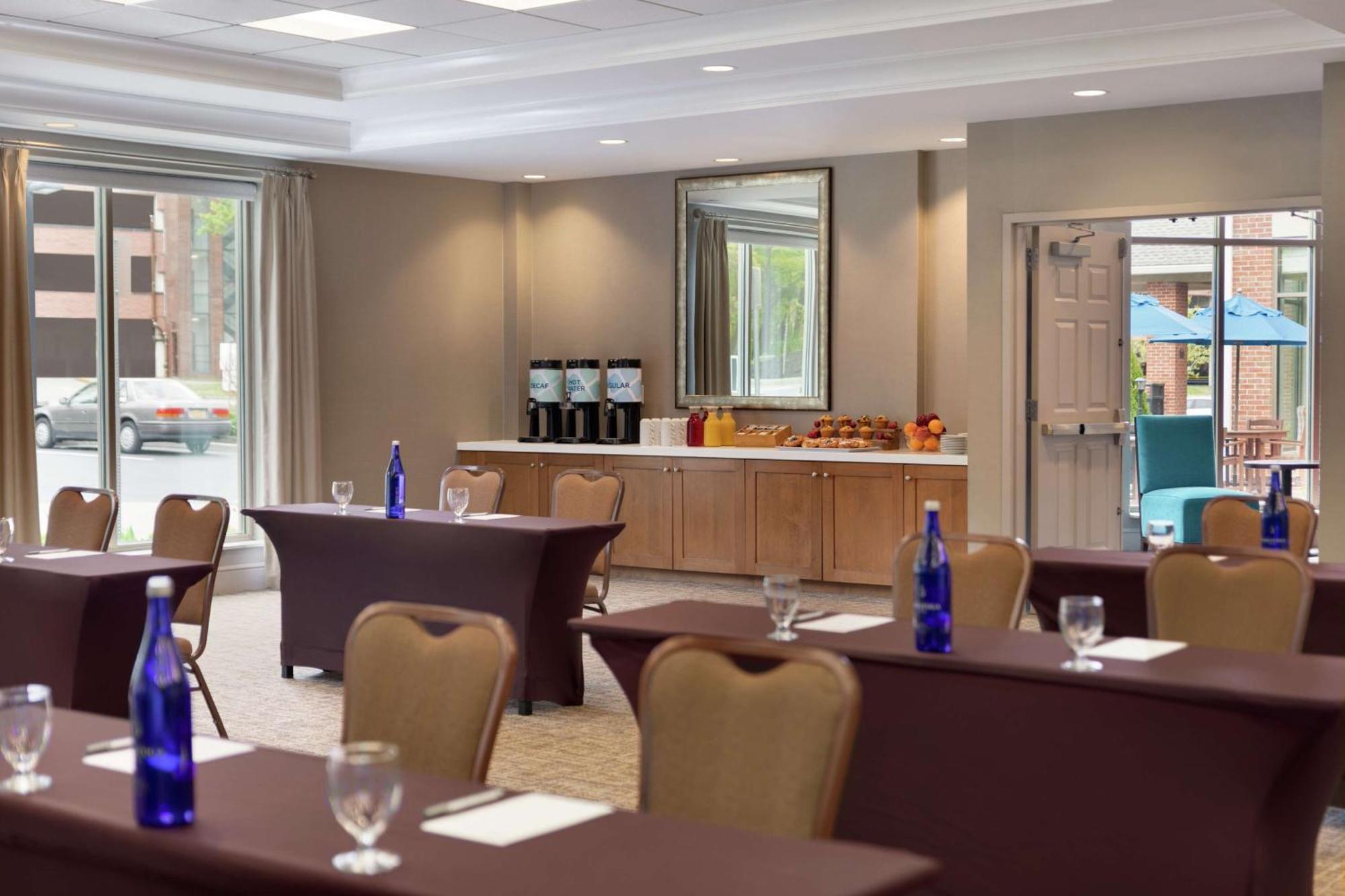 Hilton Garden