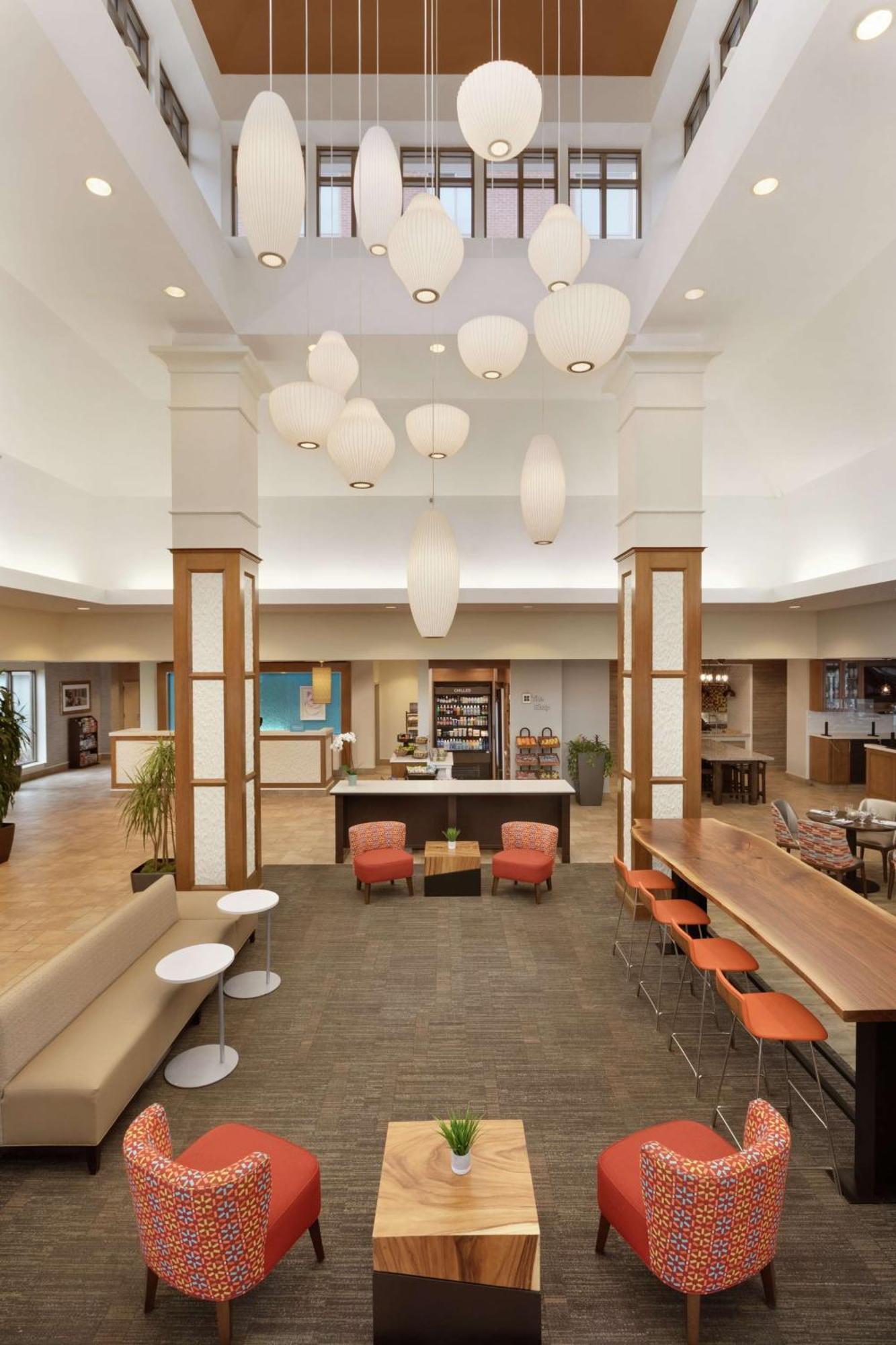 Hilton Garden 3*