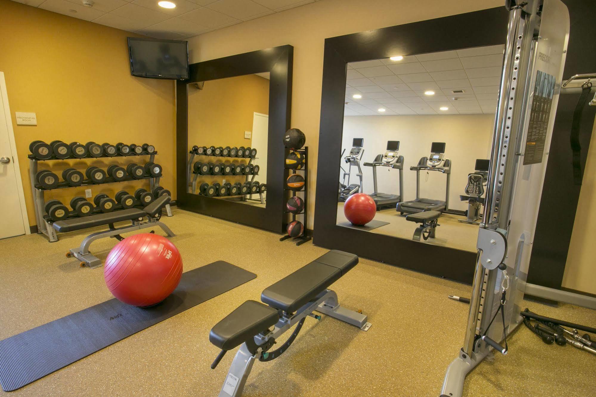 Hilton Garden 3*
